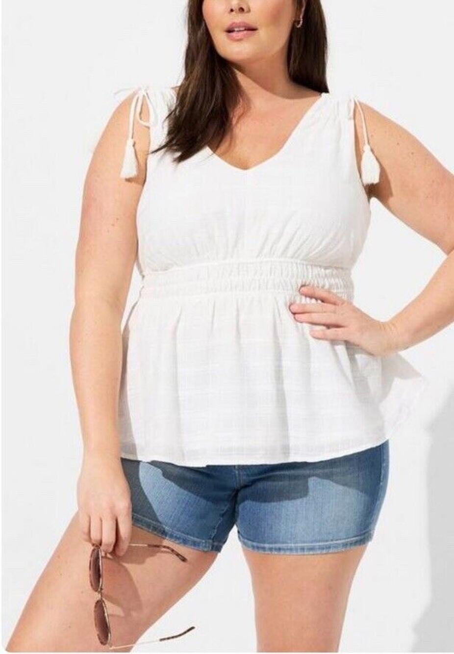 New Torrid Window Pane V-Neck Sleeveless Peplum Tank Cloud Dancer White 5X/28